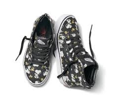 Biglietti di auguri per l'anniversario di nozze. Vans Collezione Natale 2017 Torna La Banda Dei Peanuts Foto Luxgallery It