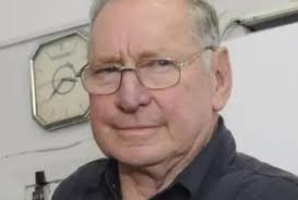 Elderly couple die in NSW bushfire as rain forecast to bring milder  conditions