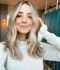 Shop all products for great range and pricing at target australia. Millionaire Youtuber Zoella Sugg Is Blasted For Using Taxpayers Cash To Furlough Office Manager Daily Mail Online