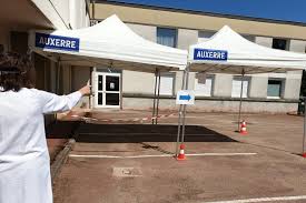 La caisse primaire d'assurance maladie est l'assurance de santé majeure en vous avez des questions ou une question précise à poser à votre cpam au sujet des. Etre Depiste Du Covid 19 Depuis Votre Vehicule C Est Possible Grace Au Drive De La Cpam A Auxerre