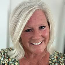 Where to buy tomatoes by the bushel?