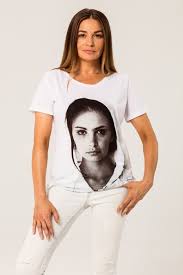 Anna dymna jest jedną z najjaśniej święcących gwiazd polskiej sceny filmowej. T Shirt Anna Dymna Damski Bialy Neweconomy
