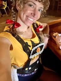 Thank you, Crimson Daze,for these amazing captures of a howlin' Halloween  New Wave partaaaaay! 🎃