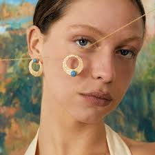 Alhambra Palace Gold Circle Pendant with Blue Stone