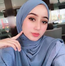 Selfie cantik marshanda disebut stres diminta berhijab. Candid Gaya Selfie Hijab Kekinian Hijabfest