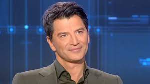 Στη λεζάντα του βίντεο, ο σάκης ρουβάς σχολίασε: O Sakhs Roybas Paizei Neropolemo Me Ta Paidia Toy Kai Ginetai Kyriolektika Celebrities Eidhseis Yupiii Gr