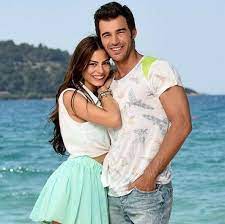 Miros de capsuni episodul 10 online subtitrat. Love Story With Burak Asli Cilek Kokusu Miros De Capsuni