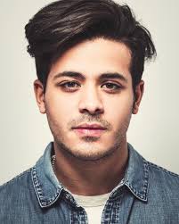 Jade Whitehead (@Jflappingnugget)