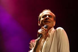 A foto íntima foi rapidamente apagada, mas bastou para que os fãs e seguidores do cantor levassem o assunto ao twitter. Ney Matogrosso Alchetron The Free Social Encyclopedia