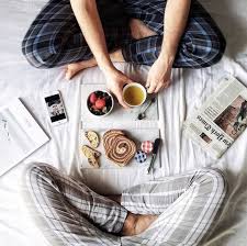 Cooking Essentials For A Romantic Breakfast In Bed Weekend Bridalpulse Breakfast In Bed Morning Coffee Coffee