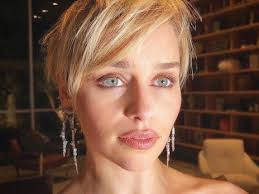 У героя "Игры престолов" зрители заметили отрубленную ранее руку