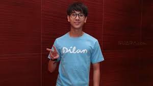 Download wallpaper aesthetic iqbal ramadhan. Iqbaal Ramadhan Girang Dilan 1990 Ditonton Presiden Jokowi