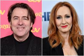 They live in edinburgh with their son, david (born 2003) and daughter, mackenzie (born 2005). Jonathan Ross Backtracks Over Jk Rowling Defence After Speaking With Daughters I M Not In A Position To Decide What Is Transphobic The Independent The Independent