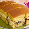 Yup sudah terlihat kan dari gambar dan bisa terbaca dari judulnya, martabak es untuk resep di bawah menghasilkan 2 buah martabak ukuran teflon 26cm. 1