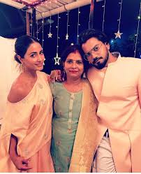 Hina Khan And Boyfriend Rocky Jaiswal Are All Smiles And Lost In Love As They Celebrate Diwali Hungryboo Sangeet Outfit Celebrities Heena Khan