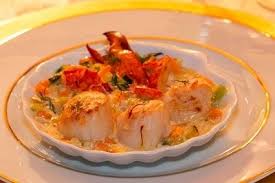 Recette De Coquille De Noix De St Jacques Et Homard Au Champagne Recette Noix De St Jacques Alimentation Homard