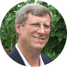 Larry Bench's Instagram, Twitter & Facebook