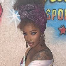 Kim Underwood (@niagrafallz) • Facebook