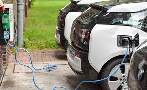 Wirtschaft Unter Strom Wenn Das E Auto Zu Hause Aufladt Sudkurier Online