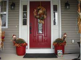 In history, red was strongly associated with a color of triumph, majesty, and royalty. Creating A Charming Entryway With Red Front Doors