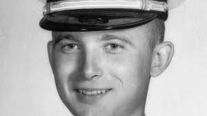 Donald W. Carroll Jr., ship agency owner, dies