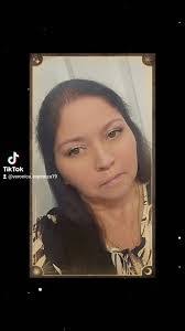 Veronica Otis's Instagram, Twitter & Facebook