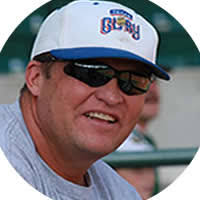 tracybeardscholarship.com