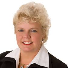 Dr. Shelly Blunt has accepted the position of Dean of the USI Pott College  of Science, Engineering, and Education. The announcement was made today,  Tuesday, May 16, by Dr. Mohammed Khayum, Provost,