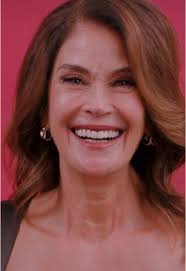 Why Is Teri Hatcher So Annoying