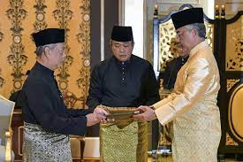 We were told to be patient and give him a chance to prove himself. Photos Our 8th Pm Tan Sri Muhyiddin Yassin Is Actually Quite A Hipster In Real Life Lifestyle Rojak Daily