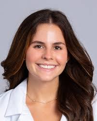 Ivette Toro's Instagram, Twitter & Facebook