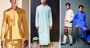Cuma yang berbezanya adalah corak songket pada sampin yang kelihatan lebih moden dan menarik. Baju Raya Lelaki Jangan Nak Reka Pelik Sangat Maskulin