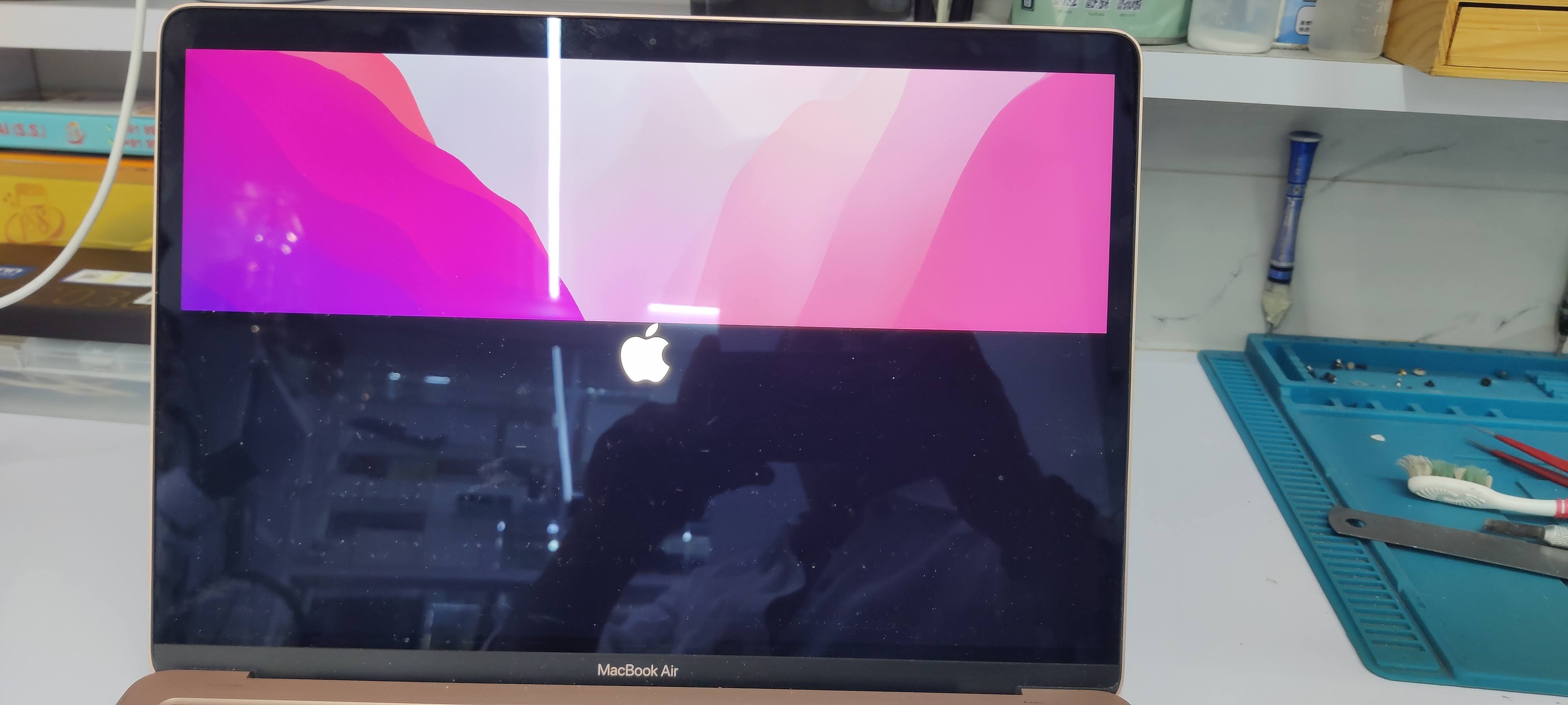 Apple MacBook Pro Screen product image