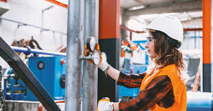 It also increasingly deals with the production of natural gas. Get Inspired With Career Success Stories By Petroleum Engineers