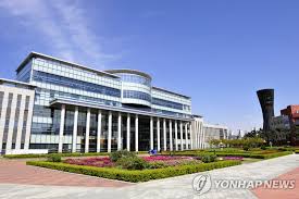 서울=뉴시스 박미영 문광호 기자 = 야권 잠재적 대권주자로 거론되고 있는 최재형 감사원장은 18일 대선 출마 여부와 관련해 조만간 생각을 정리해서 (밝히겠다)며 여러 사항을 신중하게 숙고하고. ë…ë¦½ìš´ë™ê°€ ìµœìž¬í˜• í›„ì† êµ­ë‚´ ëŒ€í•™ì„œ í•œêµ­ì–´ ê³µë¶€ ì—°í•©ë‰´ìŠ¤