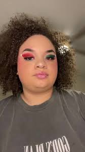 Elf & Santa hat eyeshadow look using @Glamlite Good Guys eyeshadow palette  🎄🤶#fyp #christmas #makeup #christmasmakeup #