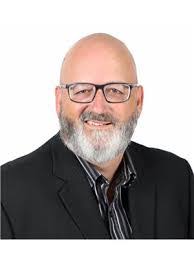 Michael Lint's Instagram, Twitter & Facebook