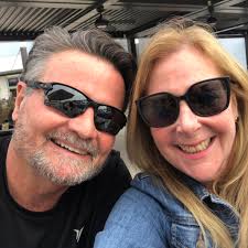 Can jack knife sofa be switched to theater seats?