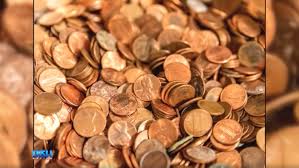 80 000 pennies child support. Dad Dumps 80 000 Pennies On Ex S Lawn For Final Child Support Payment Mom Daughter Get Last Laugh Dish Nation