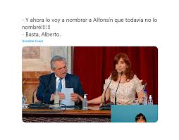 Basta, Alberto”: el gesto de CFK tras el cruce del Presidente con Fernando  Iglesias generó una ola de memes - Centro de Informes