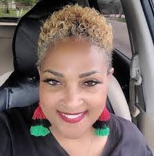 Essence Harris's Instagram, Twitter & Facebook