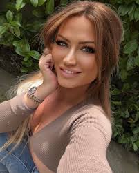 You look like Claudia Cardinale