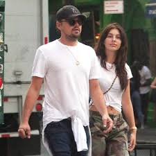 Jun 29, 2021 · το νέο ντύσιμο της camila morrone, της συντρόφου του leonardo dicaprio, είναι τόσο κομψό, που δεν προσέχεις την τιράντα του σουτιέν Leonardo Dicaprio Camila Morrone Are Getting Serious E Online