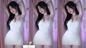 BJㄹ아 욕로투 쌍욕 박으면서 제로투 댄스 모음 - 은꼴 짤방 - 은꼴 야짤 1위