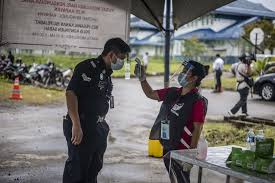 Lær mere om historien i pusat bandar, når du alligevel kigger forbi kota kinabalu havnefront. 76pc Voter Turnout At Sabah Polls Early Voting Says Ec Malaysia Malay Mail