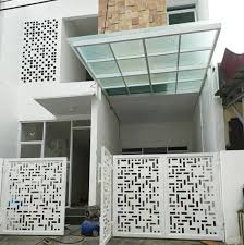 Untuk membantu kamu memilih desain yang tepat, berikut ini 99.co indonesia sajikan beberapa desain pagar tembok. 10 Inspirasi Desain Pagar Minimalis Untuk Percantik Rumah Blog Ruparupa