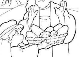 Kim's class made these cute baskets by cutting off the top half of a brown paper lunch sack and adding a construction paper… a crowd is with jesus for three days and has nothing to eat, so jesus feeds them with seven loaves of bread. 5 Loaves And 2 Fish Coloring Pages Coloring4free Com
