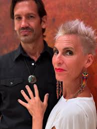 hello my loves… it's been a few minutes since i've dropped into this space  with intention. feels good to be here again, sharing story and services  with you all. ☺️