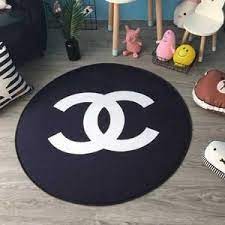シャネルラグカーペット トイレマット 円形 シュプリーム オシャレ 滑り止め 丸型バスマット人気アニメonepieceカーペット 送料無料 防音 防ダニ 絨毯 敷物 鹿 秋冬春夏用 ysl vs ラウ シャネルの部屋 カーペット ラグ カーペット