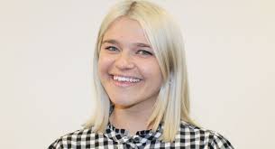 Cassie Coyle's Instagram, Twitter & Facebook